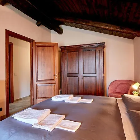 Villa [villetta Con Giardino] ⭑⭑⭑⭑⭑ - Wifi, Dogs Allowed Biella