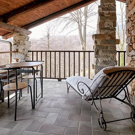 Βίλα Con Giardino ⭑⭑⭑⭑⭑ - Wifi, Dogs Allowed Μπιέλλα