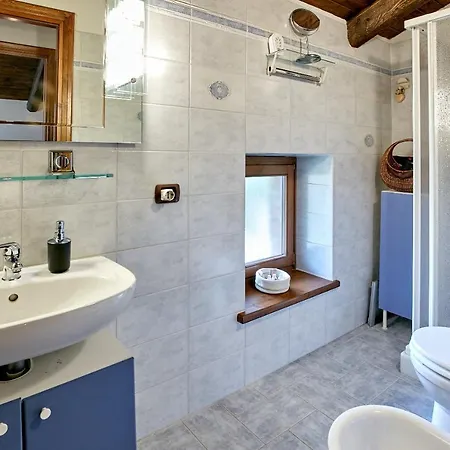 [villetta Con Giardino] ⭑⭑⭑⭑⭑ - Wifi, Dogs Allowed Biella